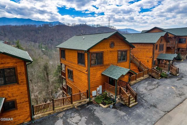 852 Resort Way, Gatlinburg, TN 37738