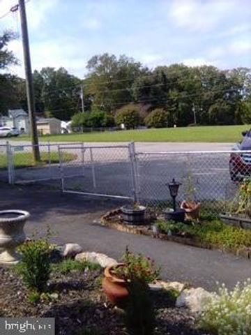 63 CIRCLE AVE, Indian Head, MD 20640