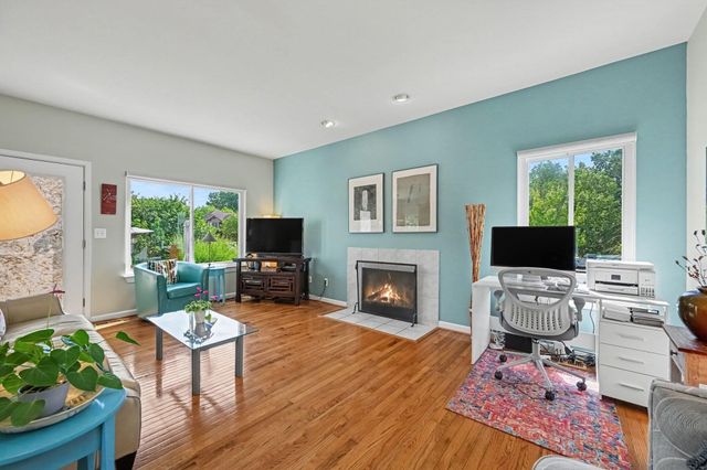 3215 Fenview Drive, Ann Arbor, MI 48108