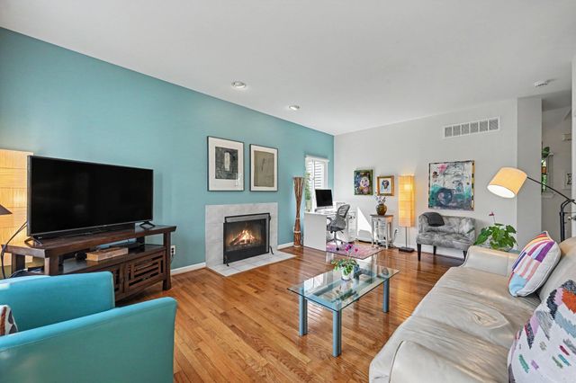 3215 Fenview Drive, Ann Arbor, MI 48108