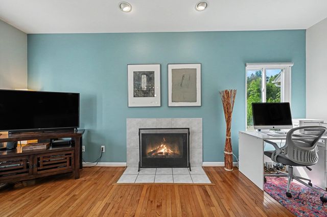 3215 Fenview Drive, Ann Arbor, MI 48108