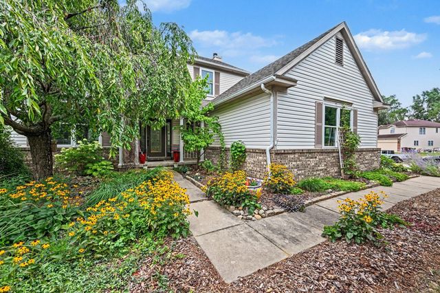 3215 Fenview Drive, Ann Arbor, MI 48108