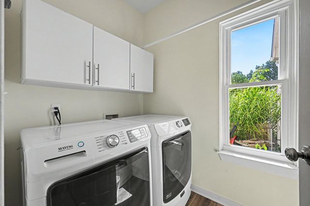 3215 Fenview Drive, Ann Arbor, MI 48108
