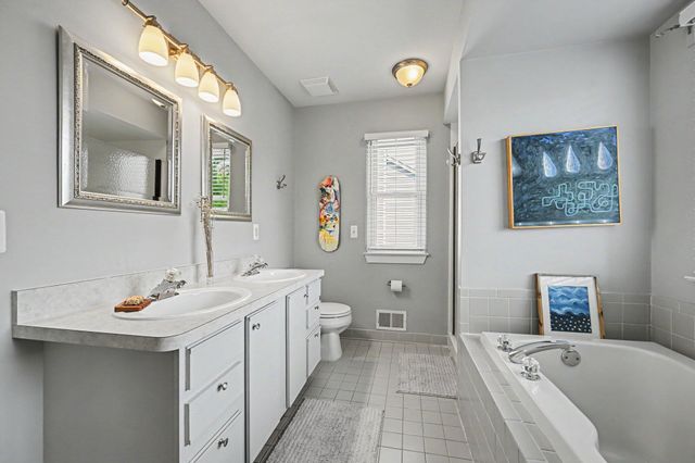 3215 Fenview Drive, Ann Arbor, MI 48108