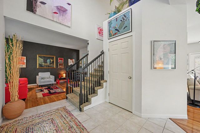3215 Fenview Drive, Ann Arbor, MI 48108