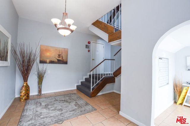 8738 Delgany Avenue 107, Playa Del Rey (los Angeles), CA 90293