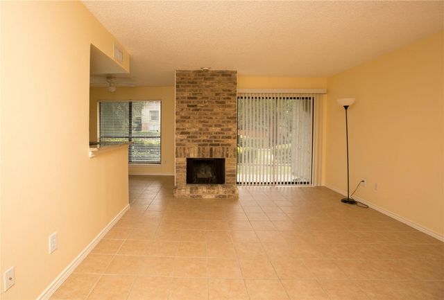 5840 Spring Valley Road 909, Dallas, TX 75254