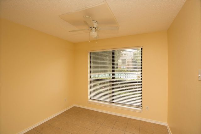 5840 Spring Valley Road 909, Dallas, TX 75254