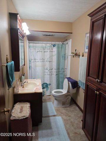 663 Foredale Avenue, Toledo, OH 43609