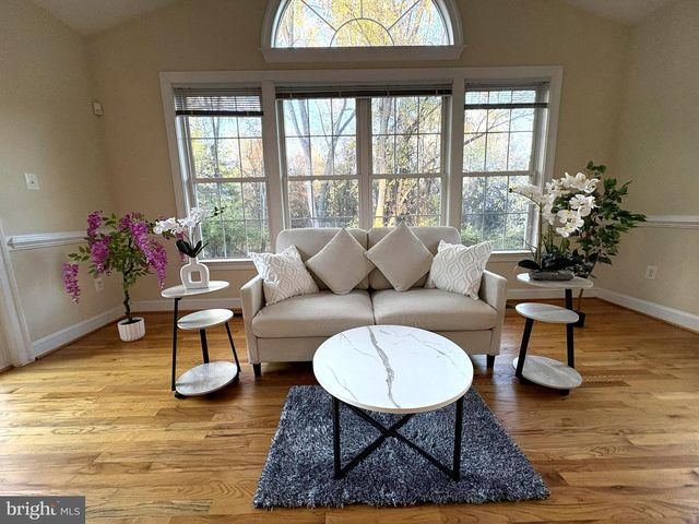 18818 LIBERTY MILL RD, Germantown, MD 20874