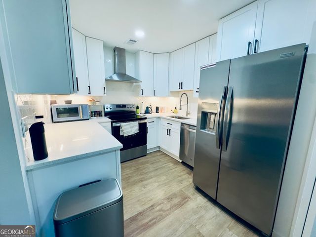 275 Winding River Road C, Atlanta, GA 30350