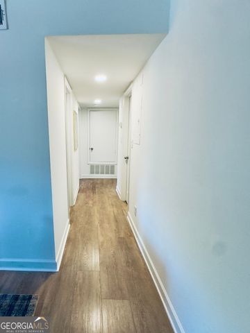 275 Winding River Road C, Atlanta, GA 30350