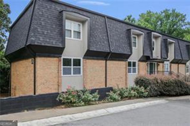 275 Winding River Road C, Atlanta, GA 30350