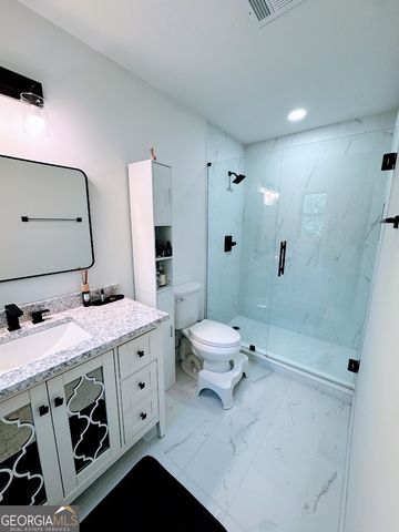 275 Winding River Road C, Atlanta, GA 30350