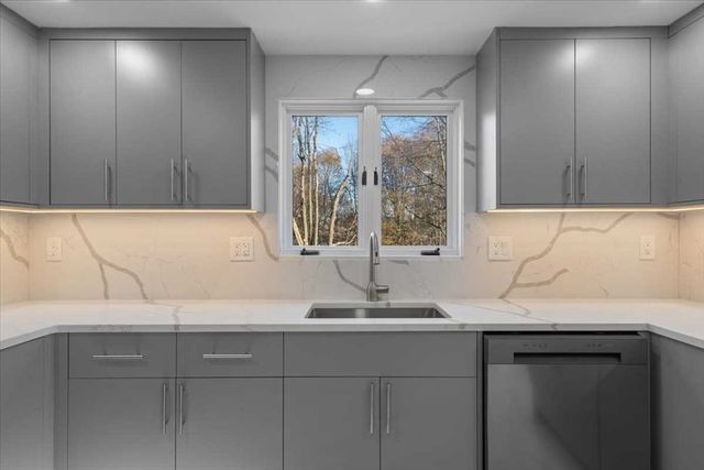 144 Howe St, Marlborough, MA 01752