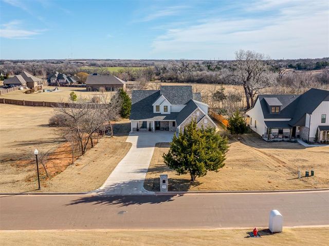 3442 Red Ridge Drive, Blanchard, OK 73010