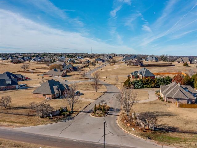 3442 Red Ridge Drive, Blanchard, OK 73010