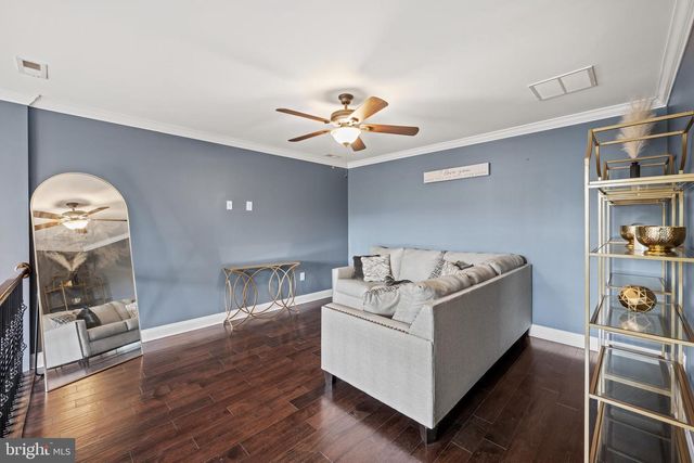 807 LEXINGTON MEWS, Swedesboro, NJ 08085