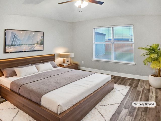 1608 Mallard LN, Taylor, TX 76574