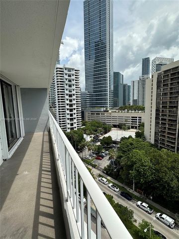 200 SE 15th Rd 15H, Miami, FL 33129