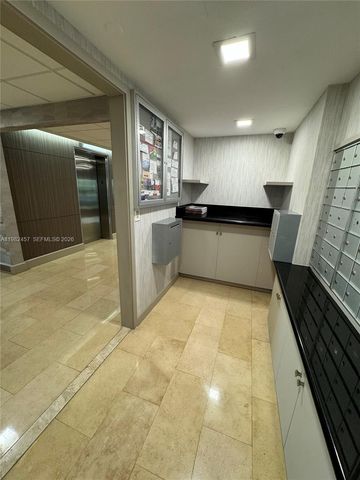 200 SE 15th Rd 15H, Miami, FL 33129