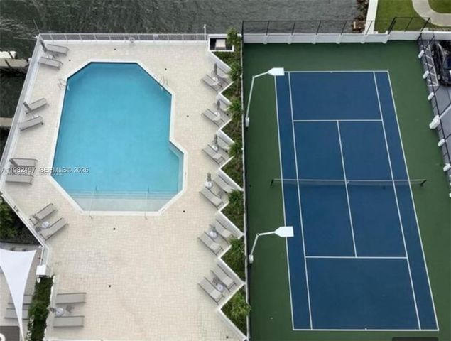 200 SE 15th Rd 15H, Miami, FL 33129