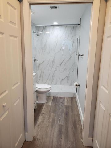 8070 N NOB HILL Road 106, Tamarac, FL 33321