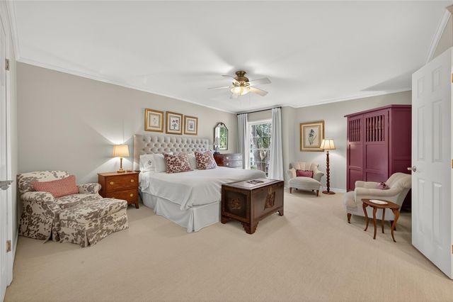8932 Chatsworth Drive 8932, Houston, TX 77024