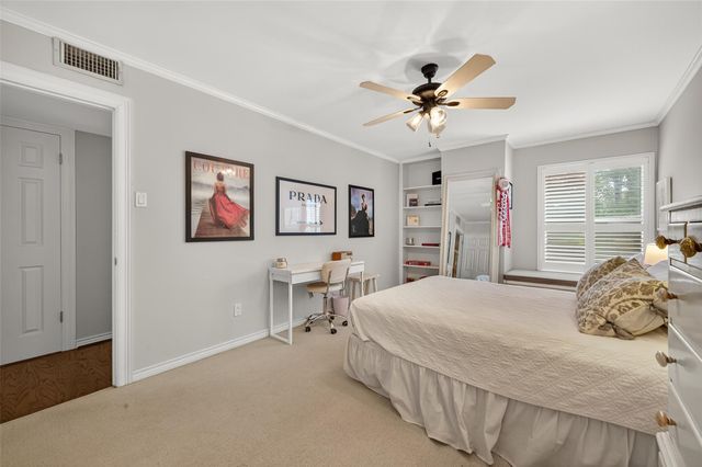 8932 Chatsworth Drive 8932, Houston, TX 77024