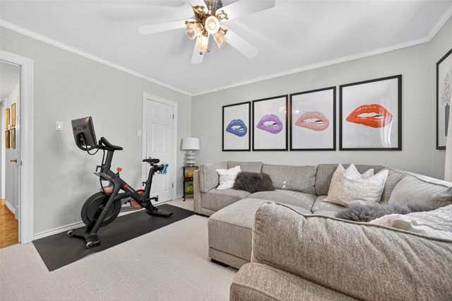 8932 Chatsworth Drive 8932, Houston, TX 77024