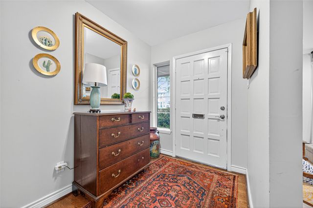 8932 Chatsworth Drive 8932, Houston, TX 77024