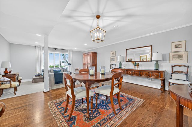 8932 Chatsworth Drive 8932, Houston, TX 77024