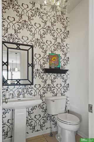 3805 S 202nd Street, Omaha, NE 68130