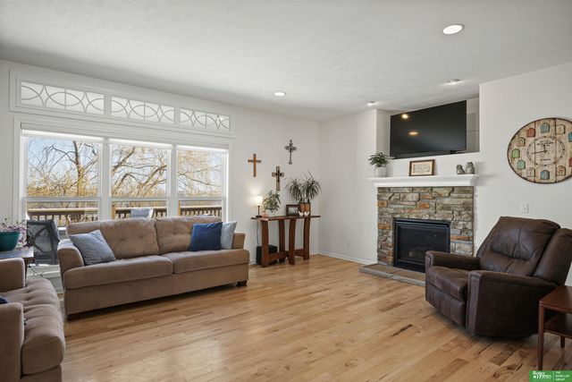 3805 S 202nd Street, Omaha, NE 68130