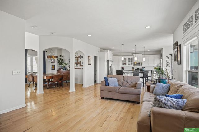 3805 S 202nd Street, Omaha, NE 68130