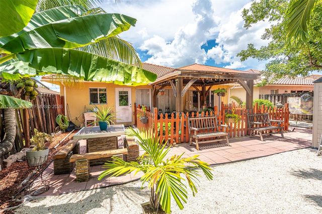 21445 SW 89th Path, Cutler Bay, FL 33189