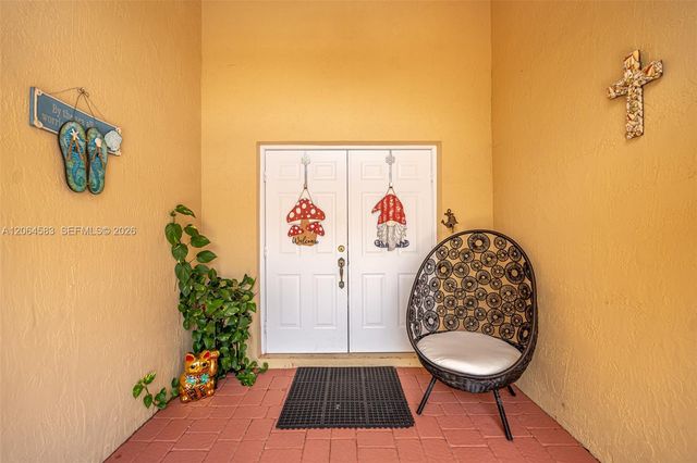 21445 SW 89th Path, Cutler Bay, FL 33189