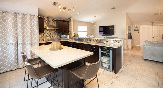 21445 SW 89th Path, Cutler Bay, FL 33189