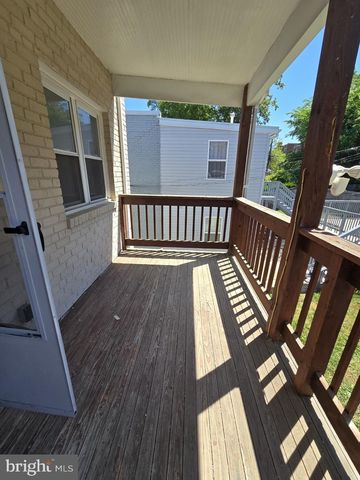 4217 FOOTE ST NE, Washington, DC 20019