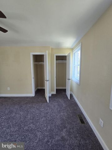 4217 FOOTE ST NE, Washington, DC 20019