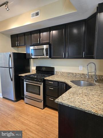 4217 FOOTE ST NE, Washington, DC 20019