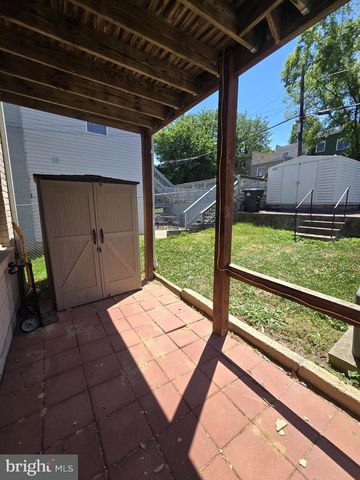 4217 FOOTE ST NE, Washington, DC 20019