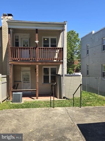 4217 FOOTE ST NE, Washington, DC 20019