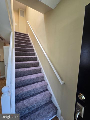 4217 FOOTE ST NE, Washington, DC 20019