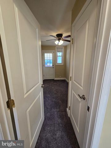 4217 FOOTE ST NE, Washington, DC 20019