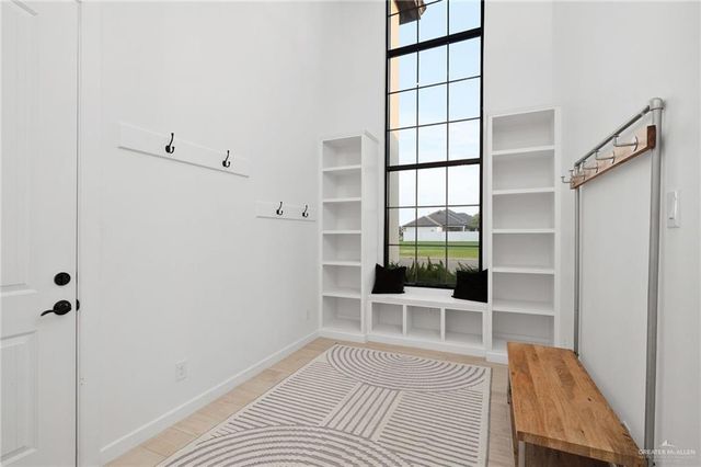2709 W Duke Drive, Edinburg, TX 78539