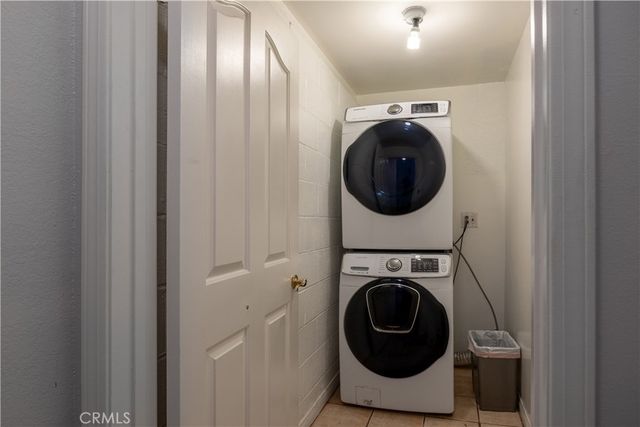14526 Yukon Avenue, Hawthorne, CA 90250
