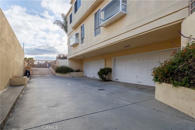 14526 Yukon Avenue, Hawthorne, CA 90250