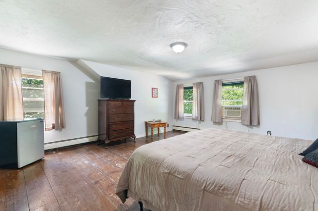 13 Brookside Lane, Newfane, VT 05345