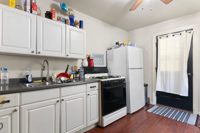 13 Brookside Lane, Newfane, VT 05345